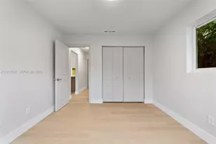 1431 NE 117th St, Miami, FL 33161 - Photo 18