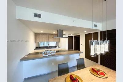 1000 Brickell Plz #2011, Miami, FL 33131 - Photo 2