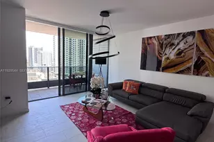 1000 Brickell Plaza, Miami, FL 33131 - Photo 10