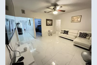 343 W 42nd St #A, Hialeah, FL 33012 - Photo 2