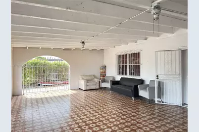 343 W 42nd St #A, Hialeah, FL 33012 - Photo 6