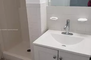 2149 NE 179th St, North Miami Beach, FL 33162 - Photo 12