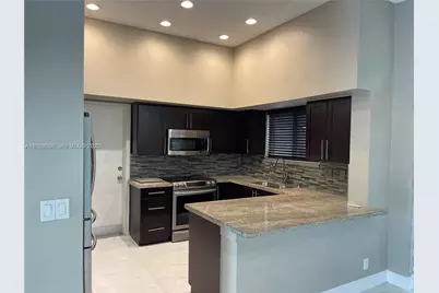 10101 NW 5th St #10101, Plantation, FL 33324 - Photo 6