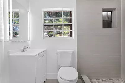 47 NW 49th St #3, Miami, FL 33127 - Photo 6