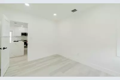 2101 SW 16th Ter, Miami, FL 33145 - Photo 22