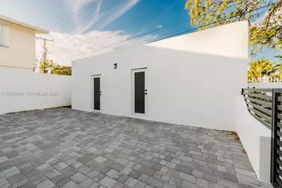 2101 SW 16th Ter, Miami, FL 33145 - Photo 52