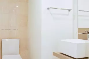 1000 Brickell Plaza, Miami, FL 33131 - Photo 18