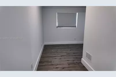 2100 N 57th Way, Hollywood, FL 33021 - Photo 28