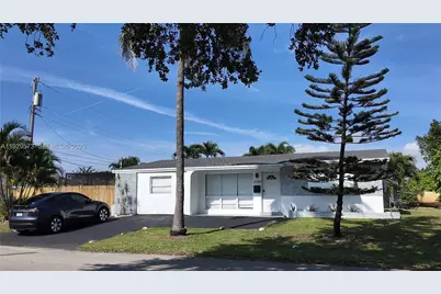 2100 N 57th Way, Hollywood, FL 33021 - Photo 2