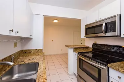 10784 N Kendall Dr #D2, Miami, FL 33176 - Photo 6