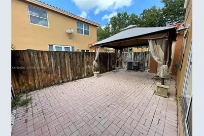 8507 NW 140th Ter #801, Miami Lakes, FL 33016 - Photo 16