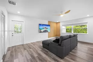 10111 Jamaica Dr, Cutler Bay, FL 33189 - Photo 12