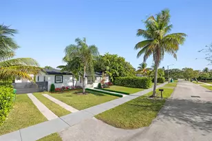 10111 Jamaica Dr, Cutler Bay, FL 33189 - Photo 2