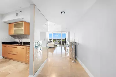 400 Alton Rd #1805, Miami Beach, FL 33139 - Photo 4