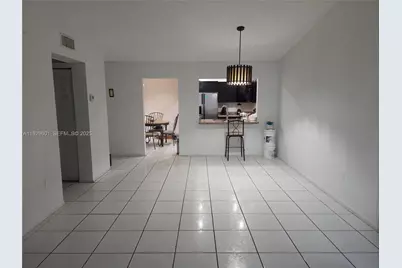 466 NE 210th Cir Ter #201-10, Miami, FL 33179 - Photo 12