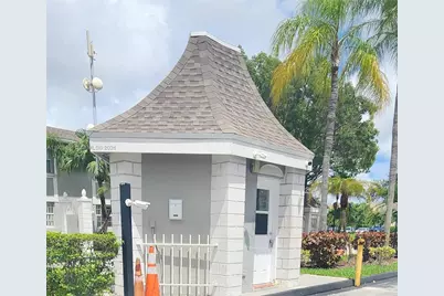 466 NE 210th Cir Ter #201-10, Miami, FL 33179 - Photo 2