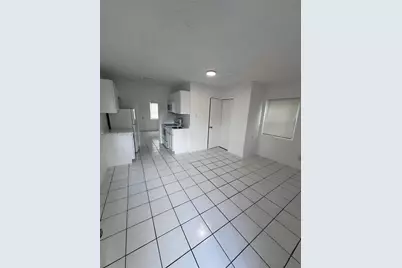 1948 Fillmore #1948 1/2, Hollywood, FL 33020 - Photo 2