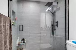 2500 Parkview Dr, Hallandale Beach, FL 33009 - Photo 22