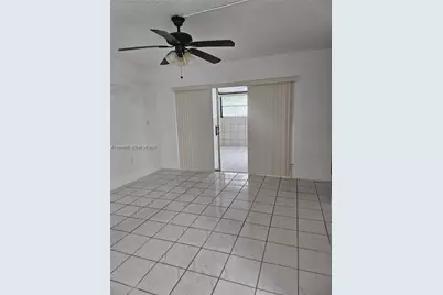 10641 SW 108th Ave #1H, Miami, FL 33176 - Photo 2