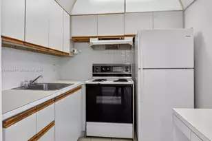 1008 N Farnham N, Deerfield Beach, FL 33442 - Photo 16