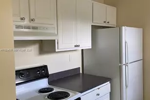 1731 NW 96th Terrace, Pembroke Pines, FL 33024 - Photo 2
