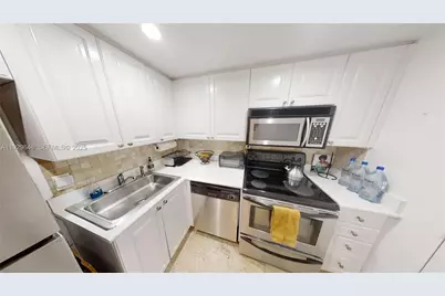 800 West Ave #614, Miami Beach, FL 33139 - Photo 6