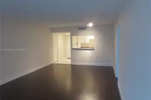 200 Lakeview Dr, Weston, FL 33326 - Photo 12