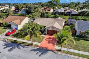 135 Rosewood Cir, Jupiter, FL 33458 - Photo 52