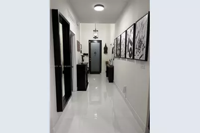 32308 SW 196th Ave, Homestead, FL 33030 - Photo 2