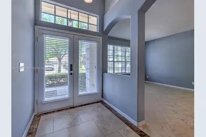 10907 Australian Pine Dr, Riverview, FL 33579 - Photo 6