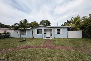 545 NW 136th St, North Miami, FL 33168 - Photo 1