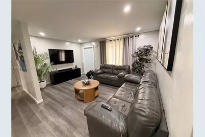 545 NW 136 St, North Miami, FL 33168 - Photo 6