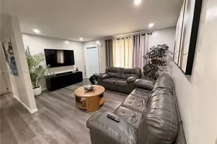 545 NW 136th St, North Miami, FL 33168 - Photo 6