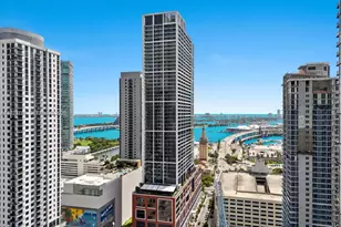 159 NE 6th St, Miami, FL 33132 - Photo 32