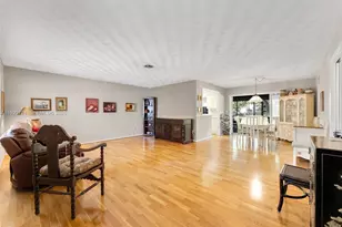 8345 SW 98th St, Miami, FL 33156 - Photo 6