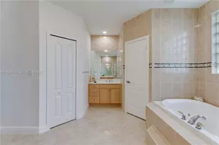 9221 SW 170th Ln, Palmetto Bay, FL 33157 - Photo 24