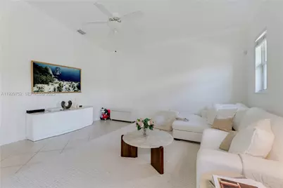 9221 SW 170th Ln, Palmetto Bay, FL 33157 - Photo 6