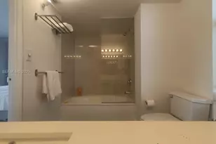 18181 NE 31st Ct, Aventura, FL 33160 - Photo 32