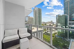 1050 Brickell Ave, Miami, FL 33131 - Photo 8