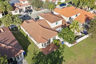 865 NW 132nd Ave, Pembroke Pines, FL 33028 - Photo 22