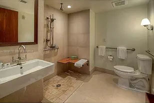 6801 Collins Ave, Miami Beach, FL 33141 - Photo 18