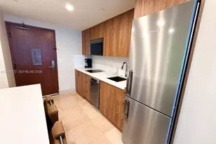 6801 Collins Ave, Miami Beach, FL 33141 - Photo 16