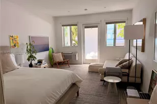 220 Collins Ave, Miami Beach, FL 33139 - Photo 4