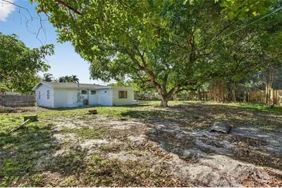 1249 NW 18th St, Fort Lauderdale, FL 33311 - Photo 34