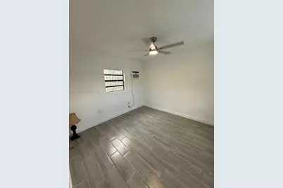 1270 North Dr, Miami, FL 33179 - Photo 30