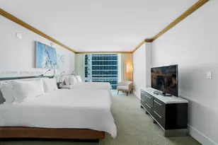 6801 Collins Ave, Miami Beach, FL 33141 - Photo 16