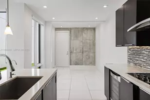 6308 NW 104th Path, Doral, FL 33178 - Photo 10