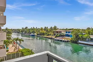 9800 W Bay Harbor Dr, Bay Harbor Islands, FL 33154 - Photo 32