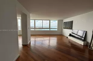 400 South Pointe Dr, Miami Beach, FL 33139 - Photo 12