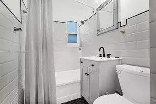 900 Tyler St, Hollywood, FL 33019 - Photo 32